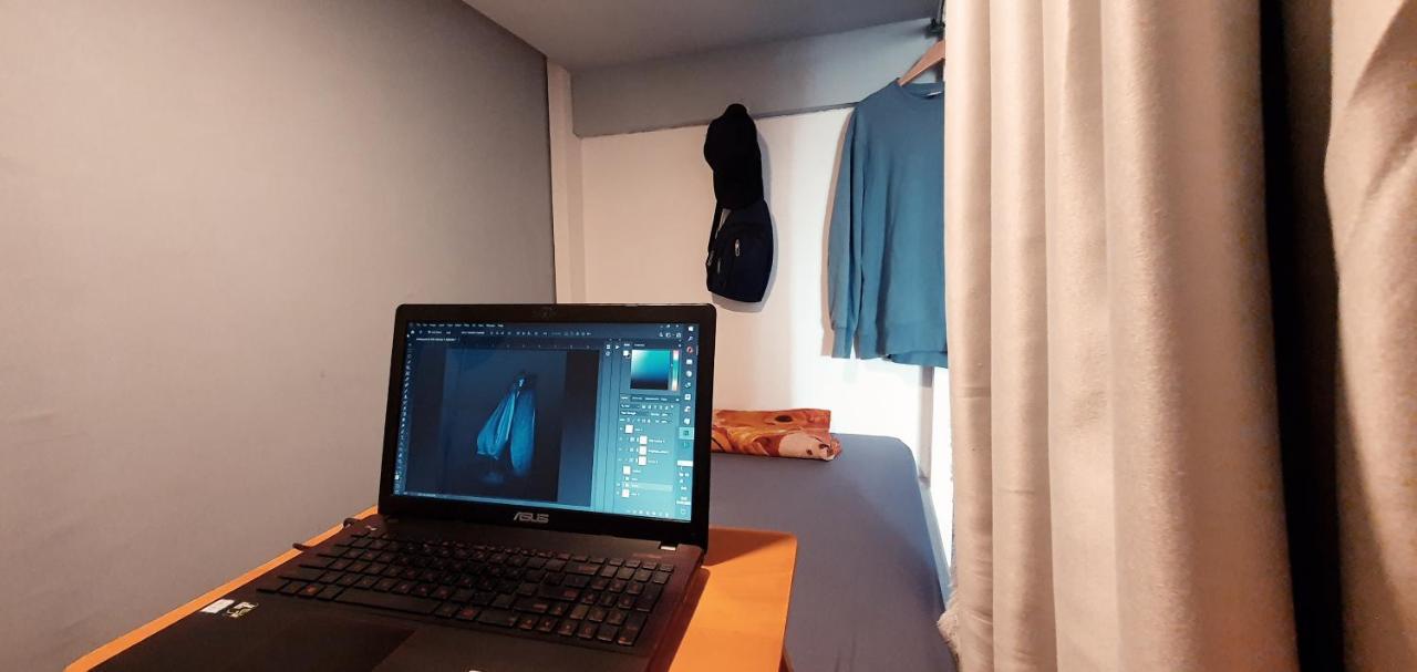 Tiny Room Hostel Toyapakeh Екстериор снимка